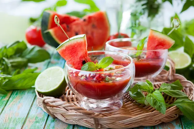 Recette gaspacho à la tomate et pastèque