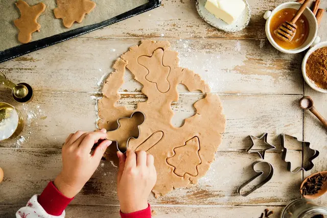 Biscuits de Noël à découper et à décorer