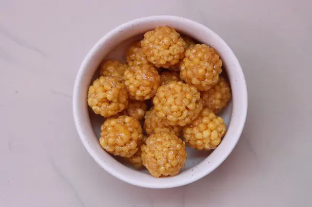 Kadak Bundi Ladoo