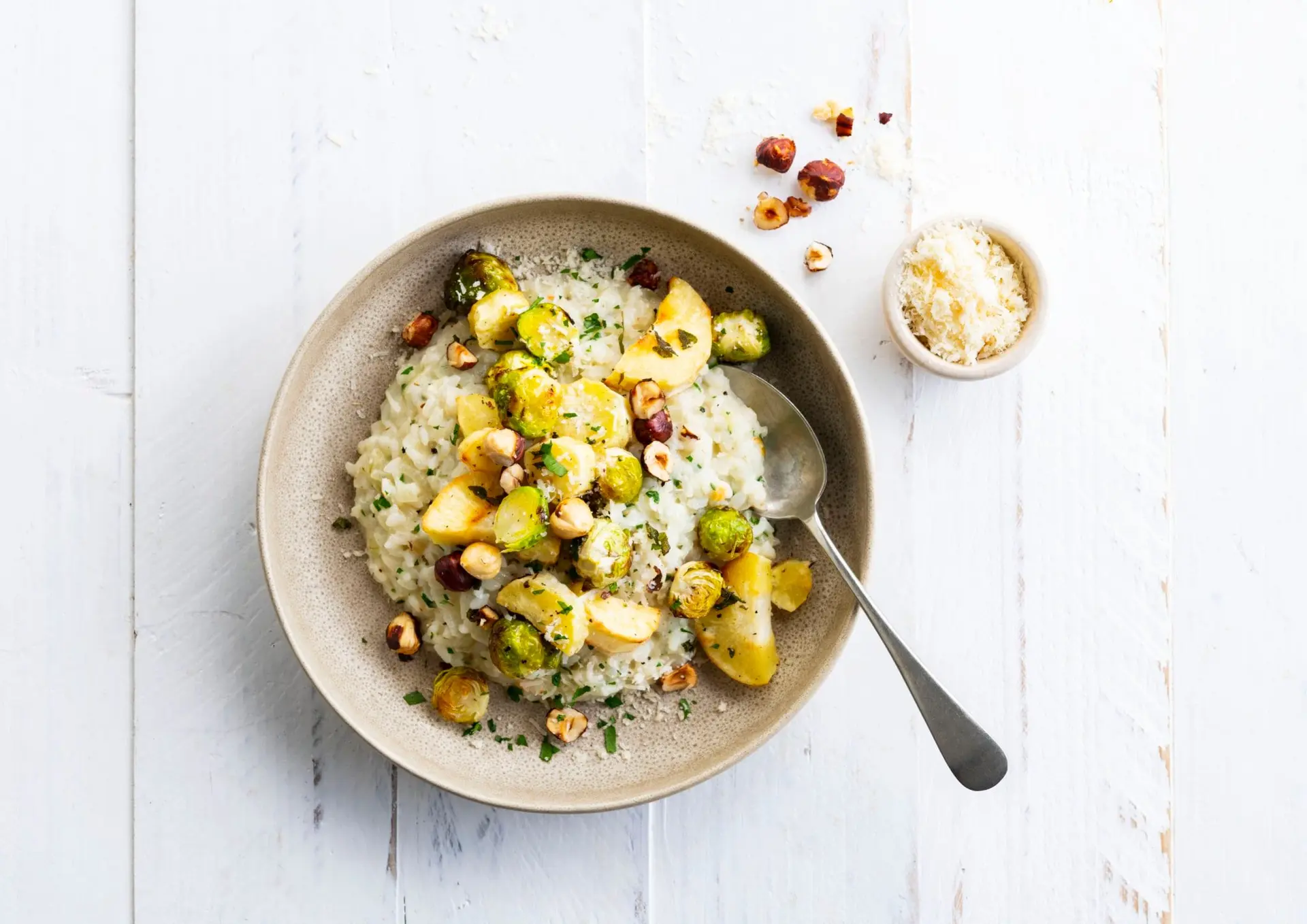 Risotto aux choux de Bruxelles, panais et noisettes
