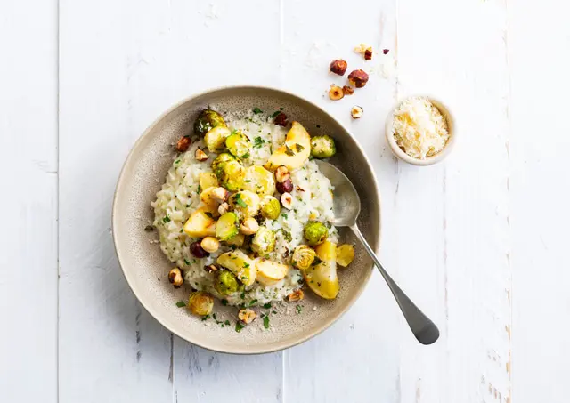 Risotto aux choux de Bruxelles, panais et noisettes