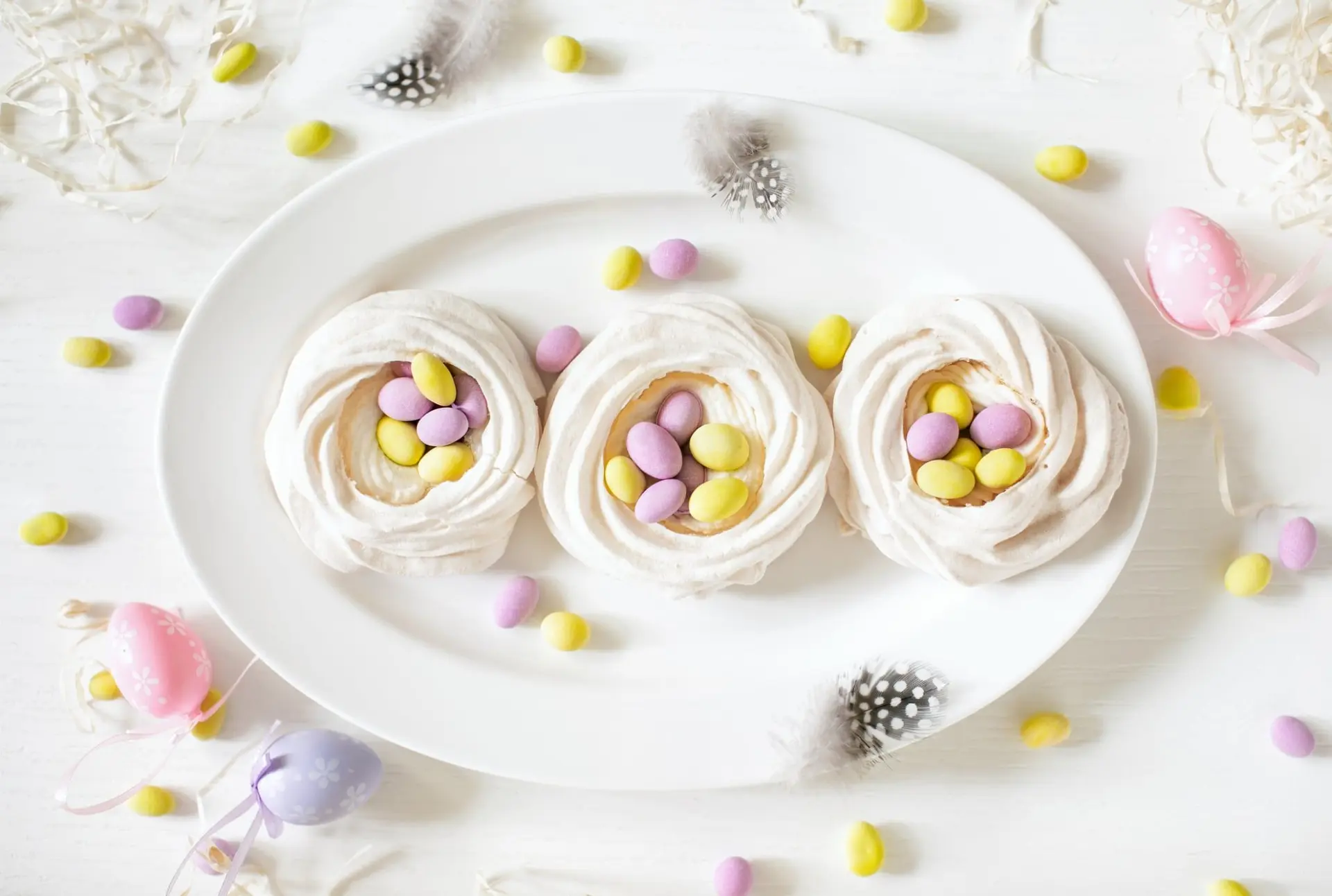 Mini Pavlova et œufs de Pâques