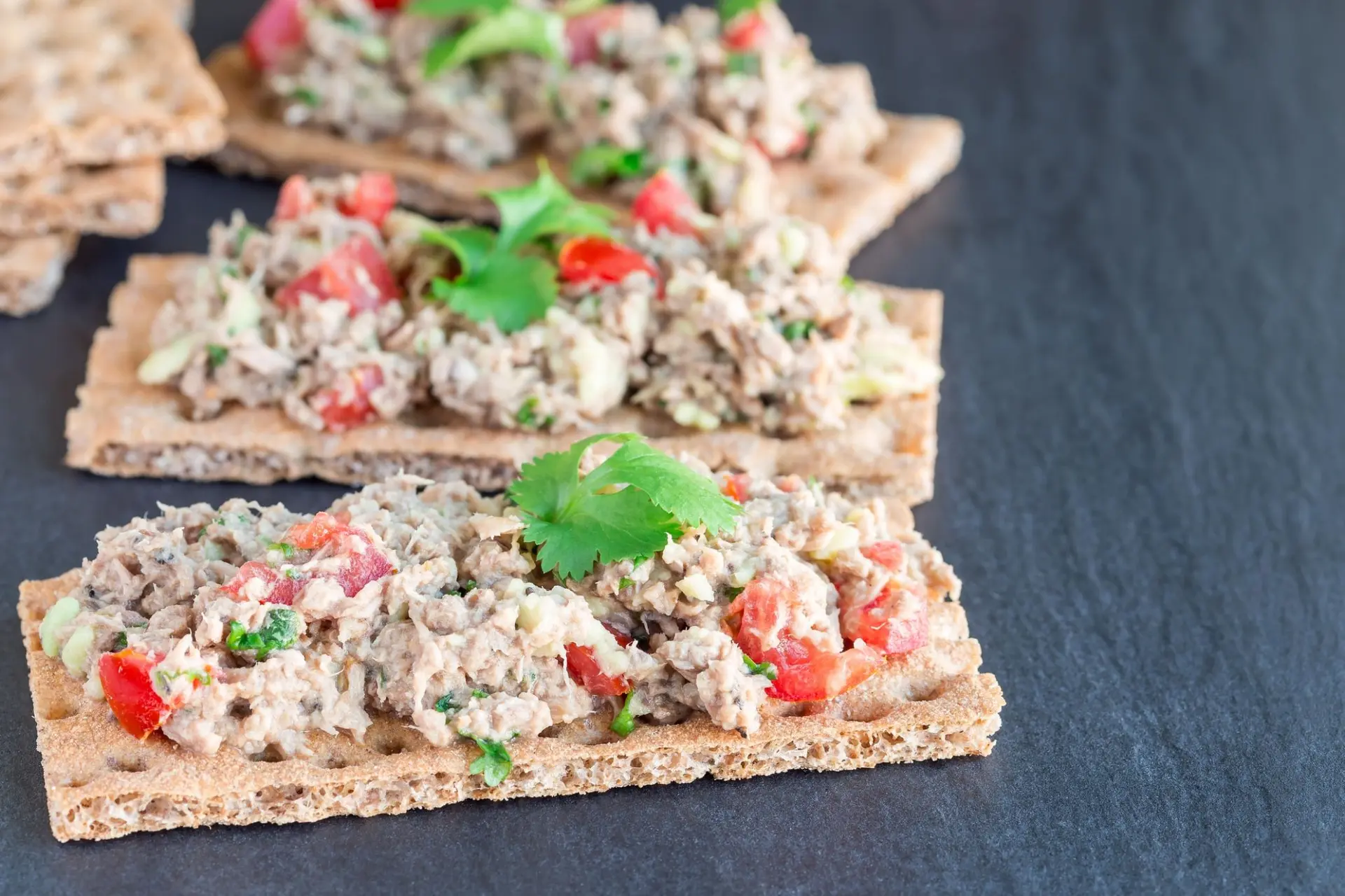 Recette canapés thon tomates