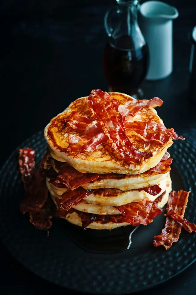 Recette des pancakes au bacon