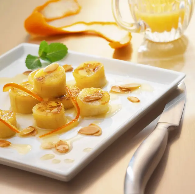 Bananes sautées au miel et aux amandes