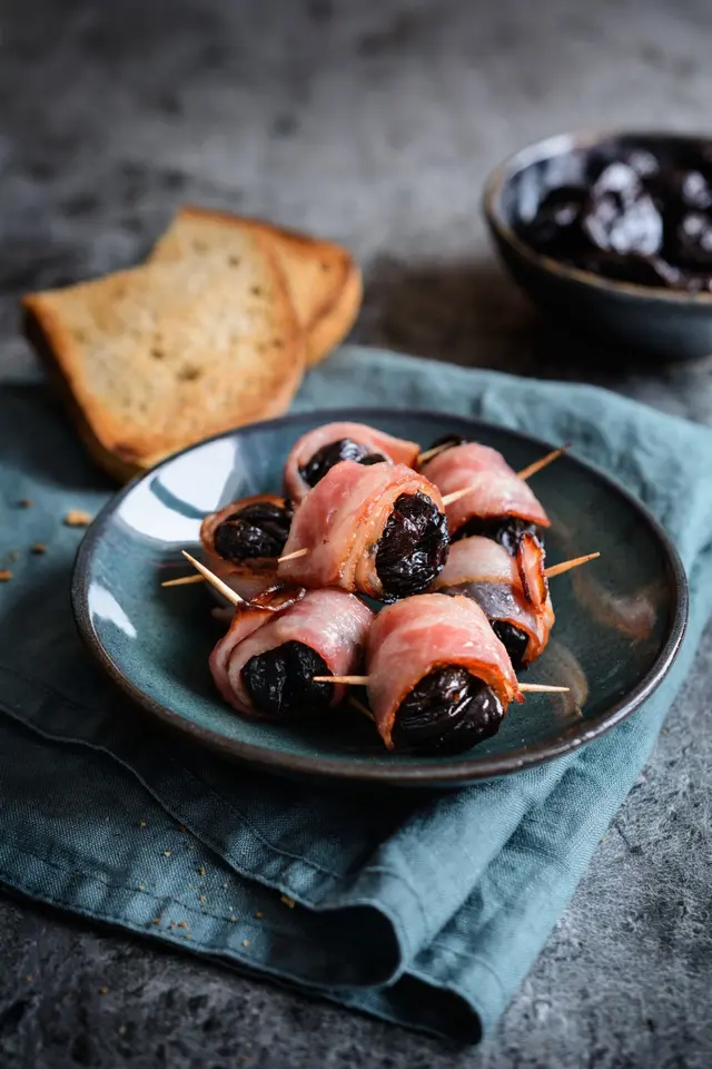 Pruneaux au bacon