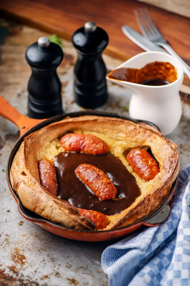 Crapaud dans le trou (Toad in the Hole)