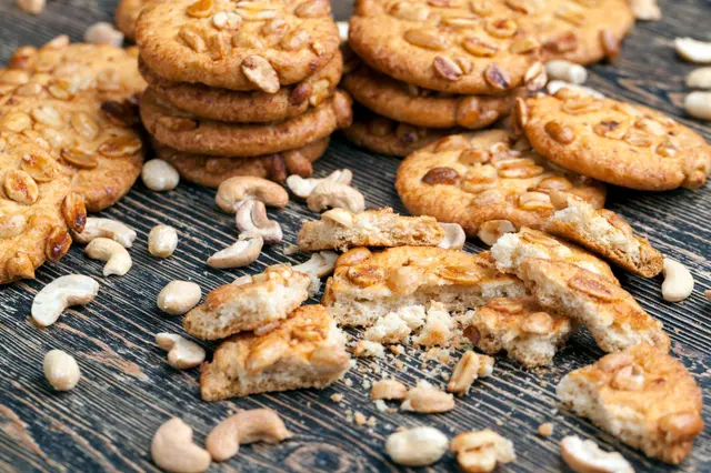 Biscuits au blé, à l'avoine et aux arachides
