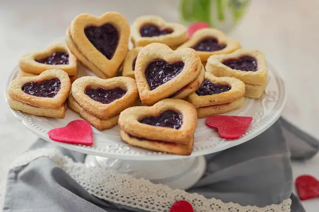 Biscuit cœur cerise