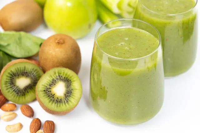 Recette smoothies pomme kiwi