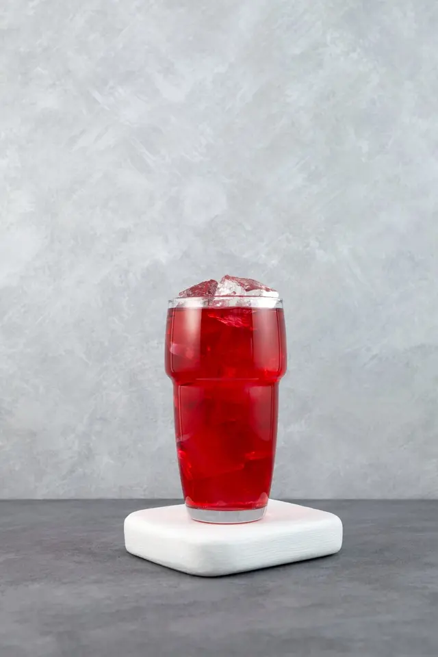Bissap, cocktail à l'hibiscus
