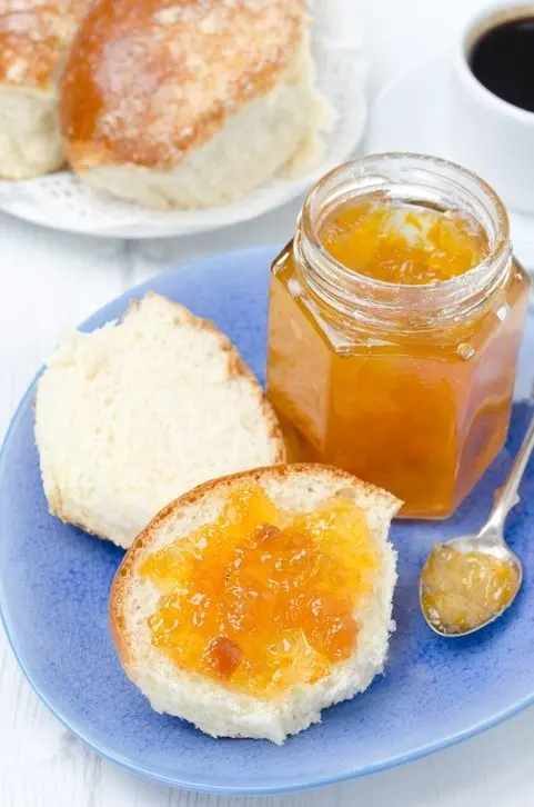 Confiture de nèfles