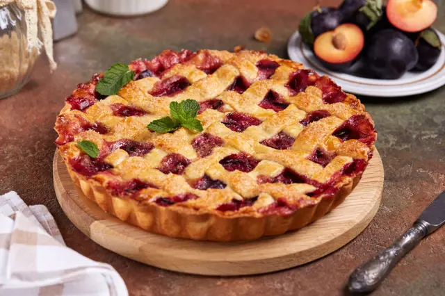 Tarte aux prunes maison
