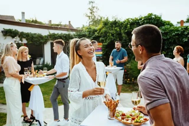 Apéro d’été : idées, recettes et conseils pour un apéritif dinatoire réussi