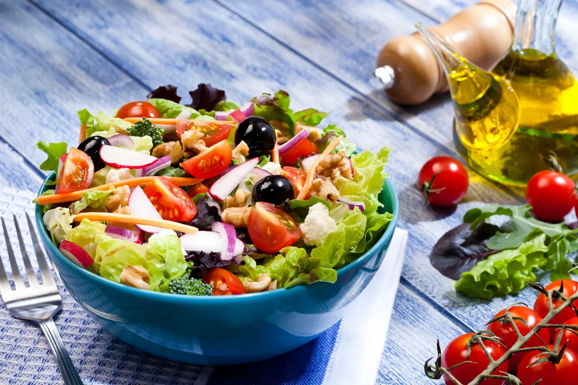 Recette salade d'été aux légumes de saison