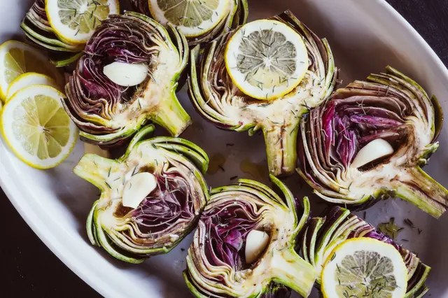 Artichauts gourmets à l’ail, citron, thym et huile d’olive