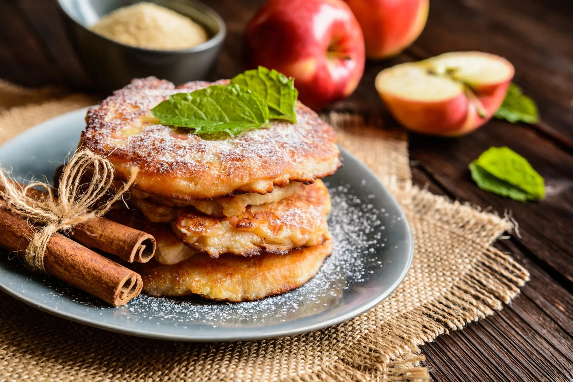 Recette des crêpes aux pommes douces et caillés