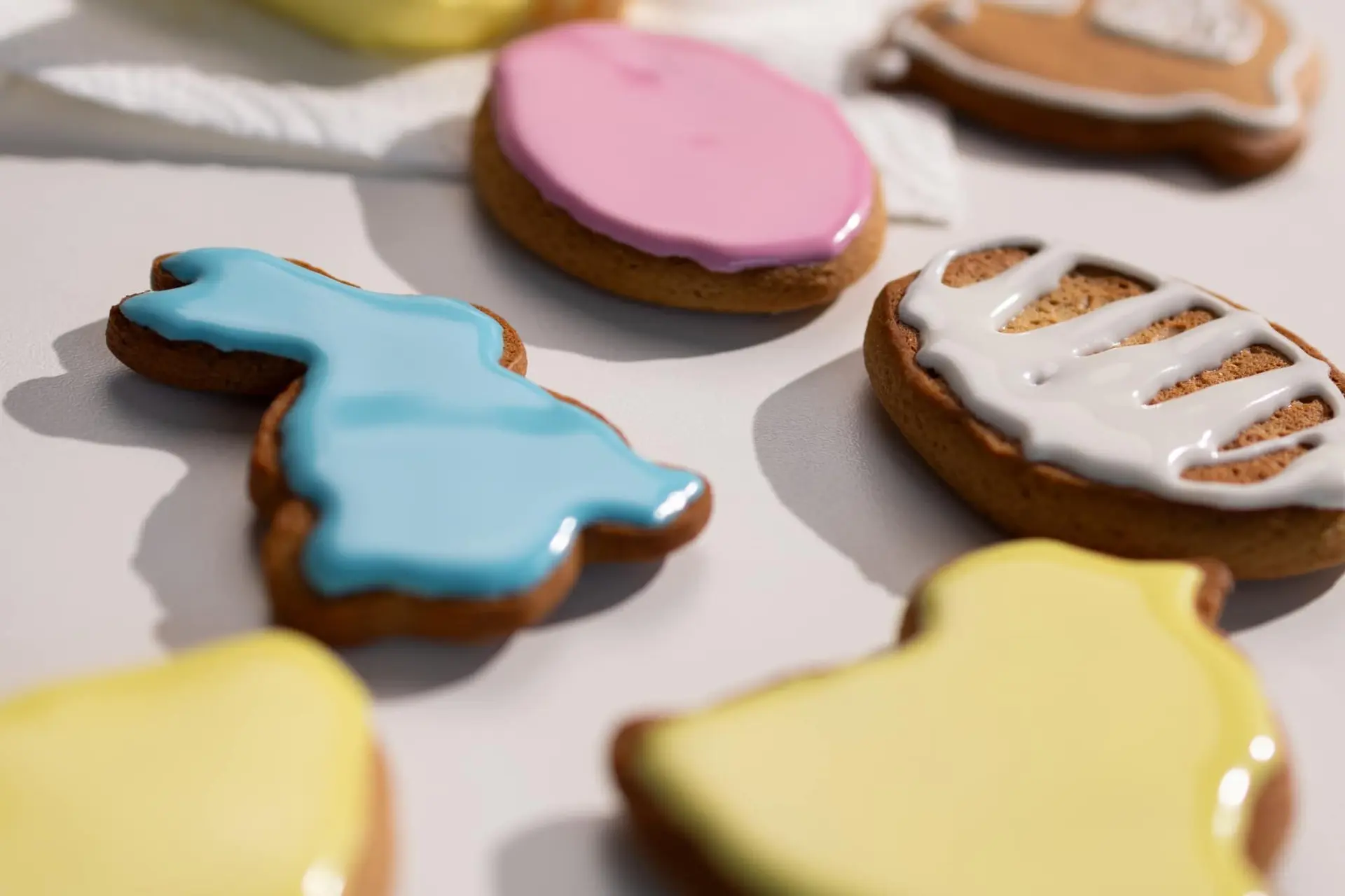 Cookies de Pâques glacés en pain d’épices