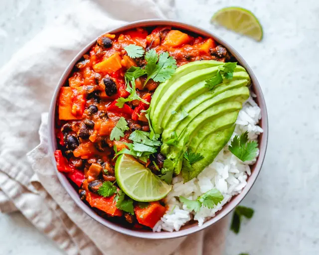 Chili sin carne à l’avocat