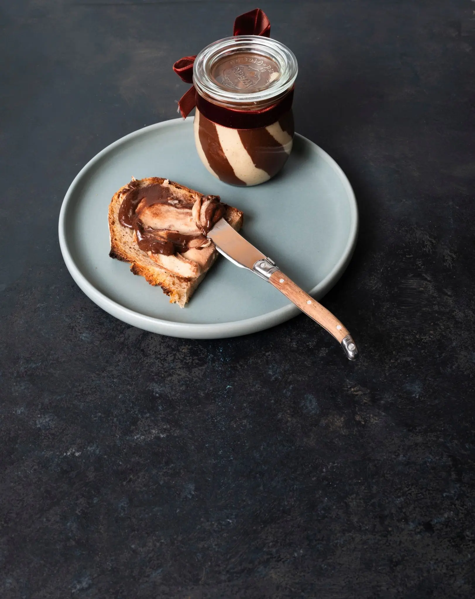 Pâte à tartiner chocolat-noix