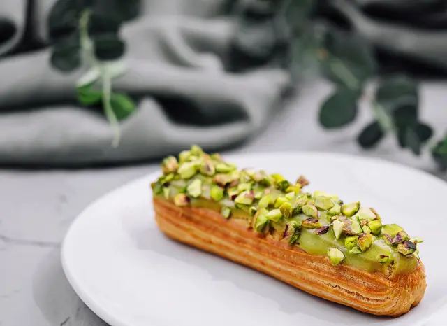 Éclair à la pistache