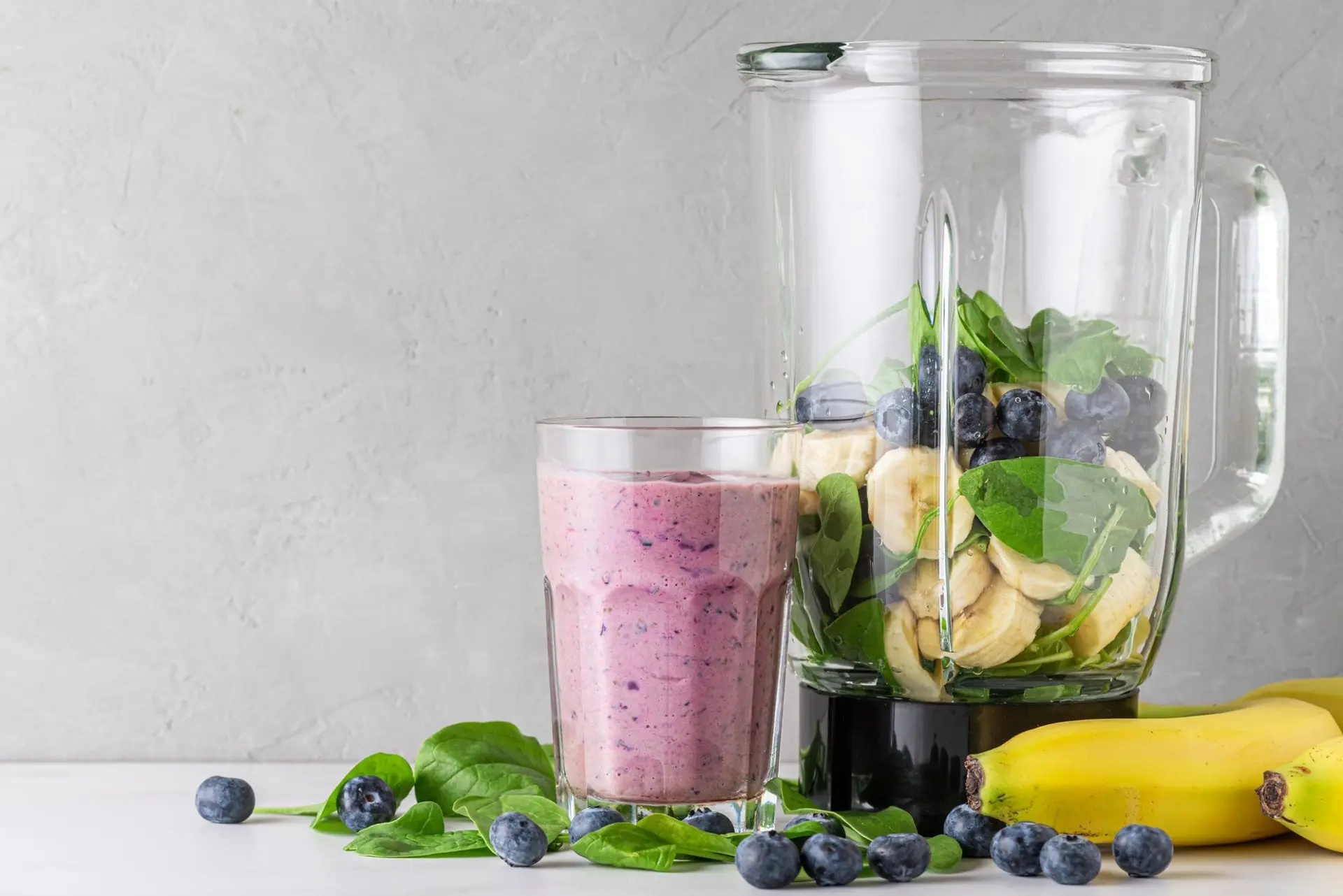 Recette smoothie aux myrtilles bananes et épinards