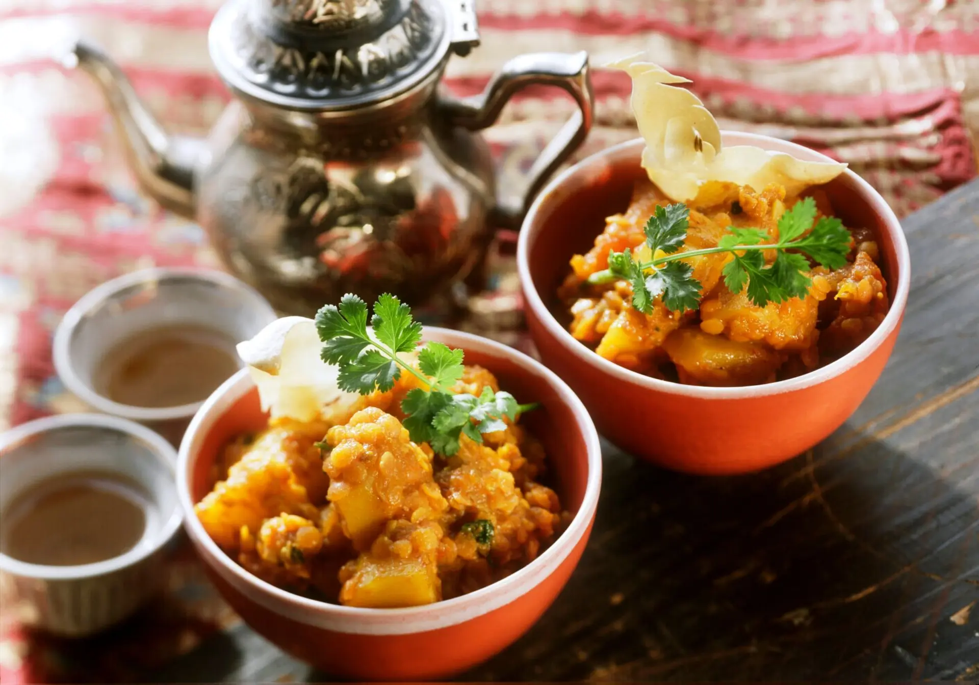 Curry de pommes de terre aux lentilles rouges