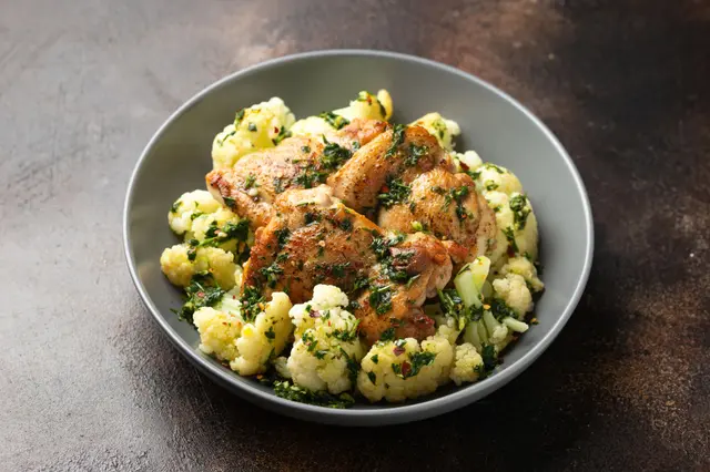 Recette cuisses de poulet chimichurri maison au chou-fleur