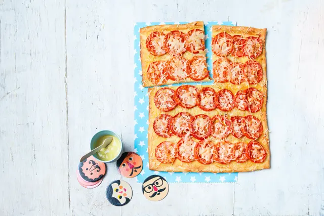Tarte à la tomate et à la moutarde