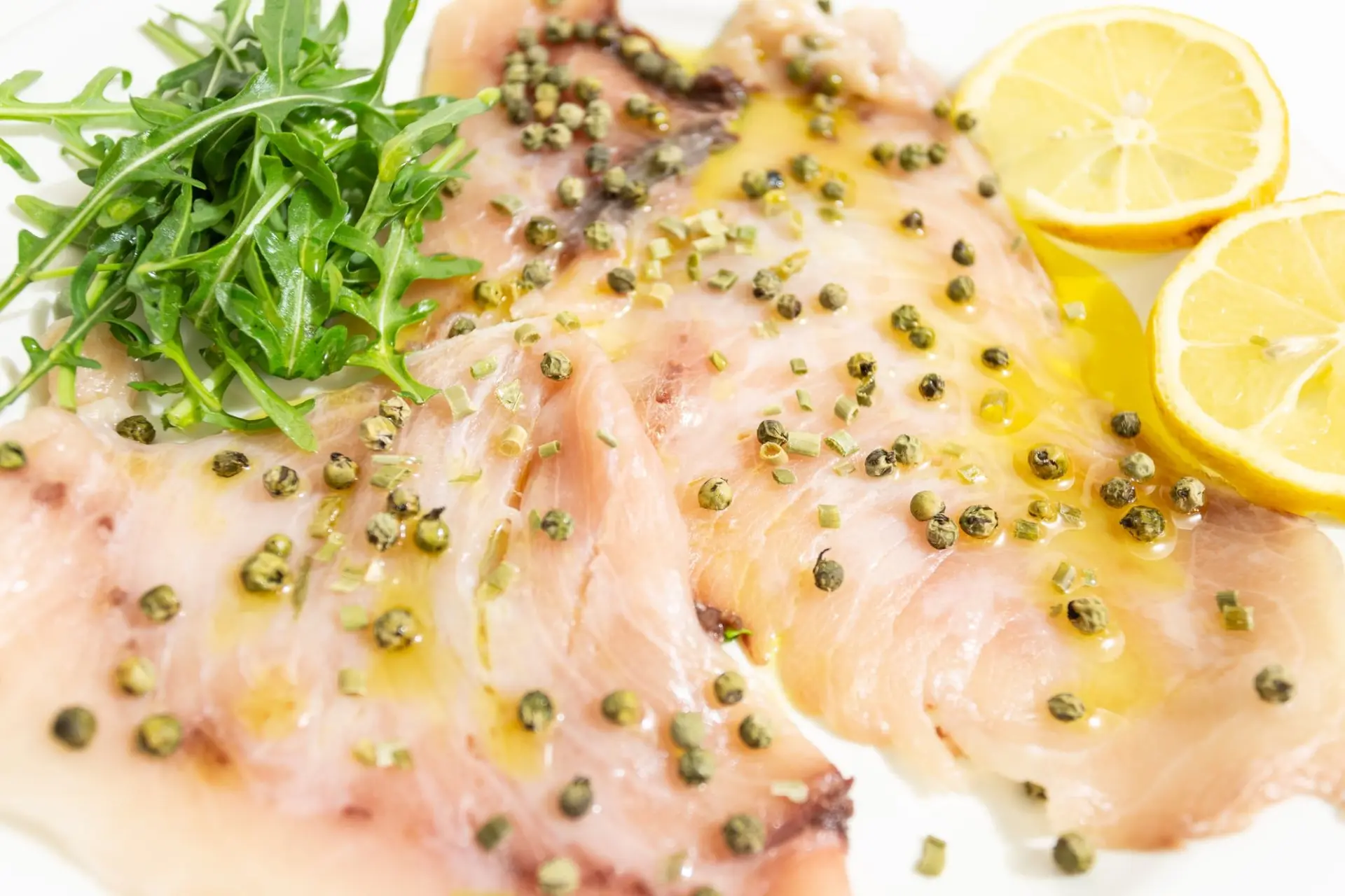Carpaccio d'espadon blanc