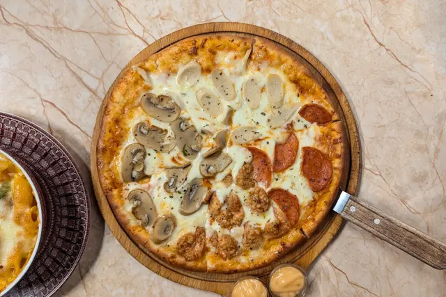 Pizza Quattro Stagioni authentique