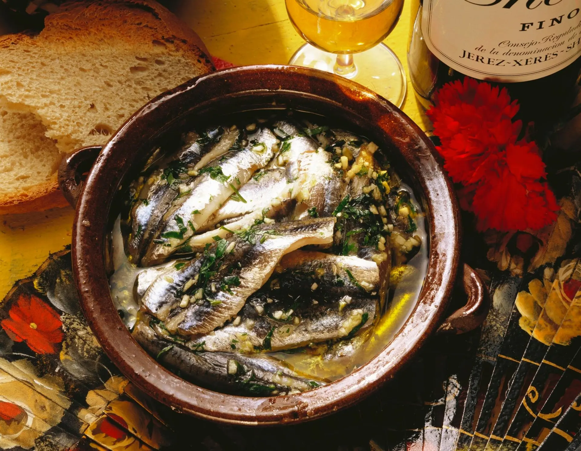 Anchois marinés à l'ail