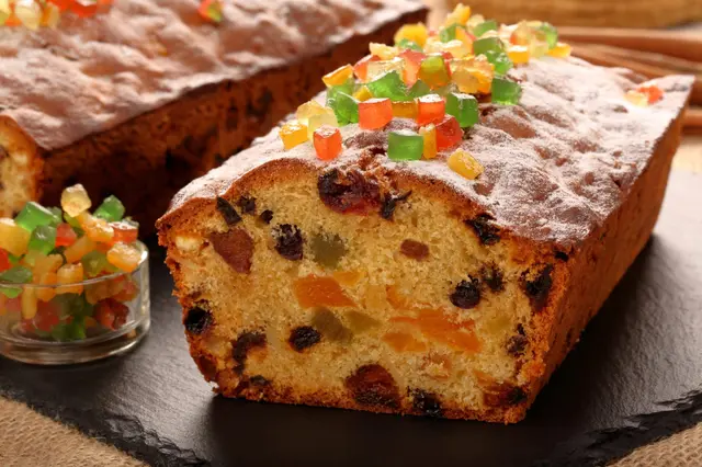 Cake aux fruits confis