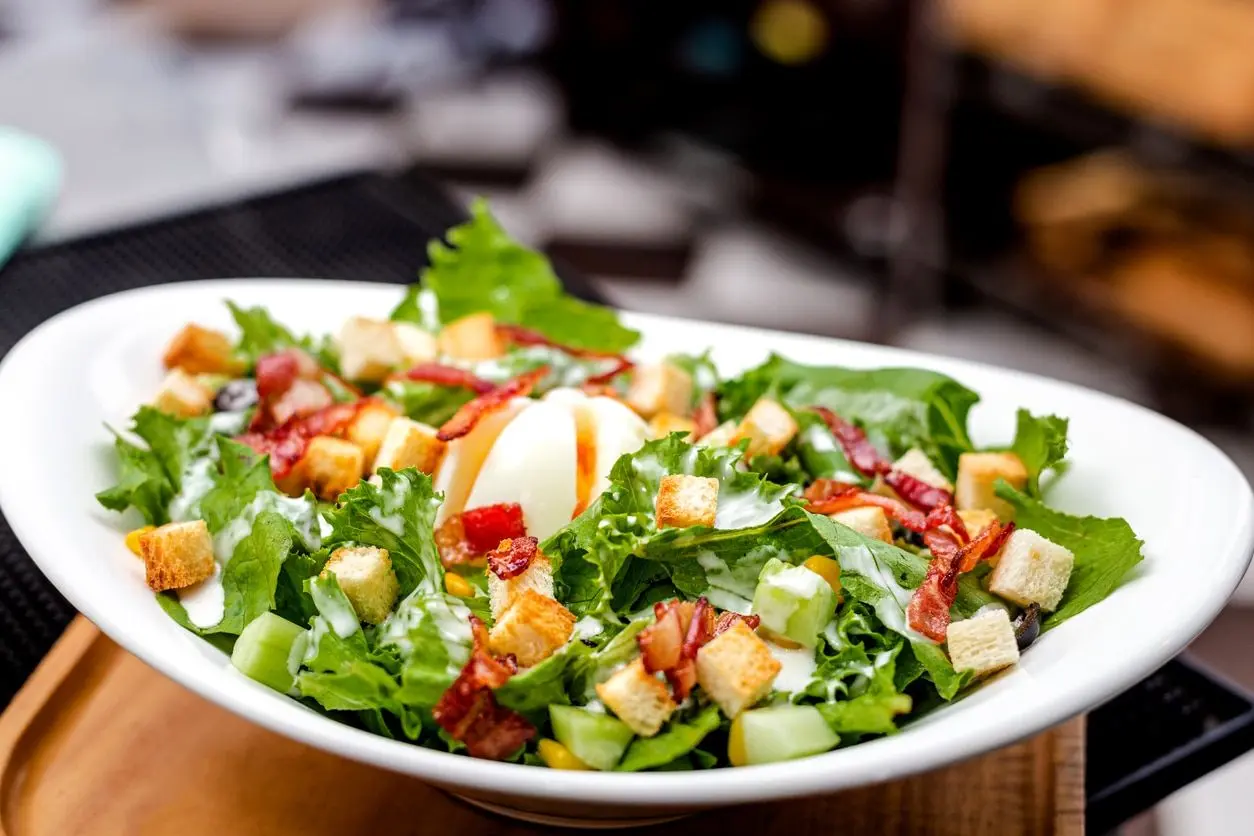 Salade César fraîche