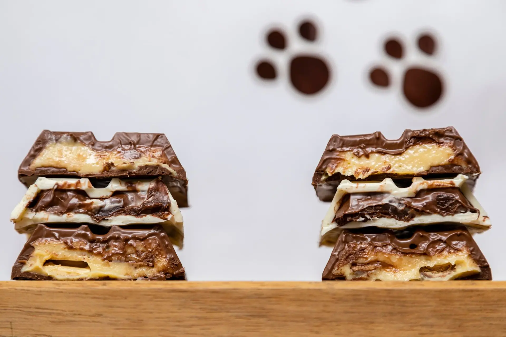 Barres de chocolat farcies décorées pour Pâques