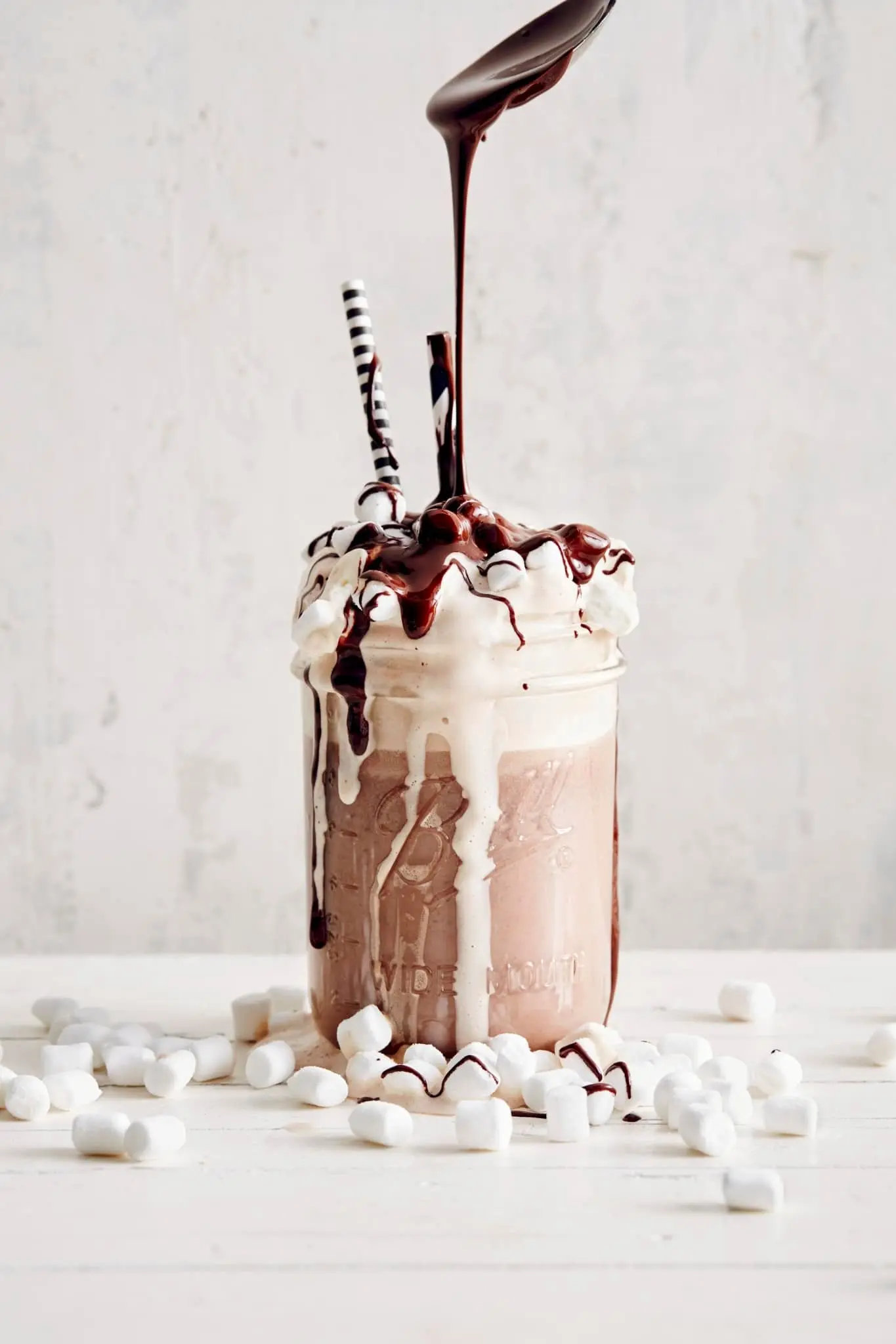 Recette du milkshake chocolat et guimauve