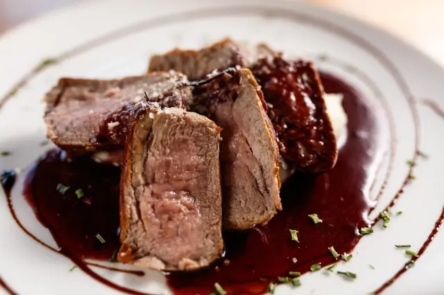 Bœuf à la sauce au vin rouge
