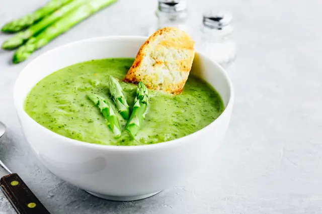 Soupe à la crème d'asperges