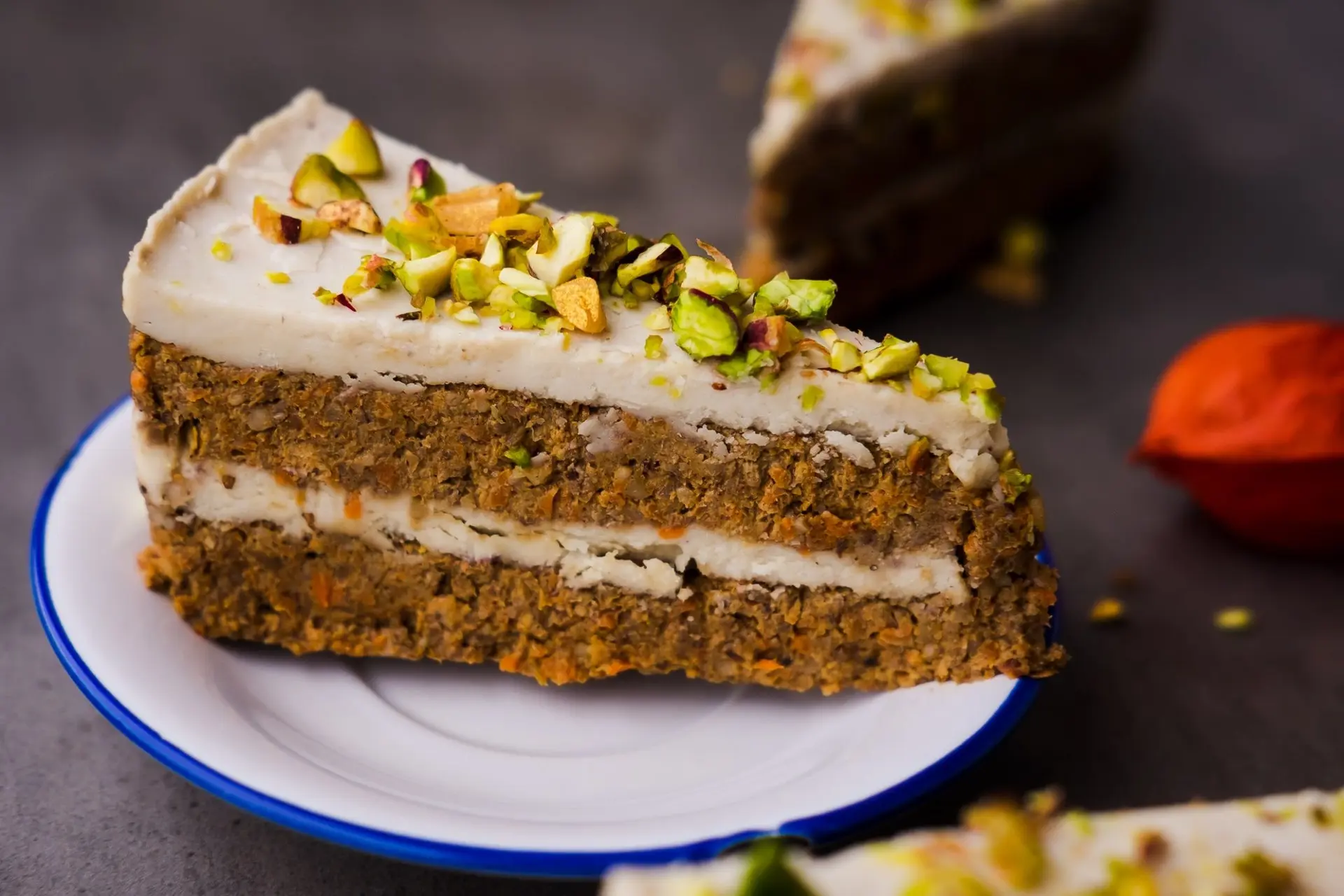 Gâteau aux carottes à la crème de noix de cajou
