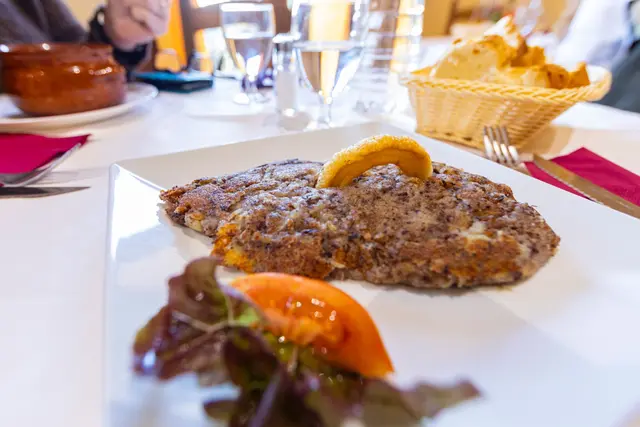 Trinxat de la Cerdanya - pommes de terre et chou avec viande de porc rôtie