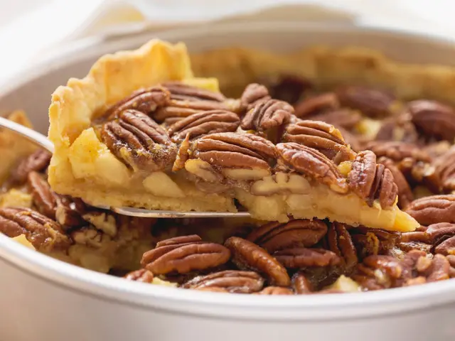 Tarte aux noix de pécan et aux pommes