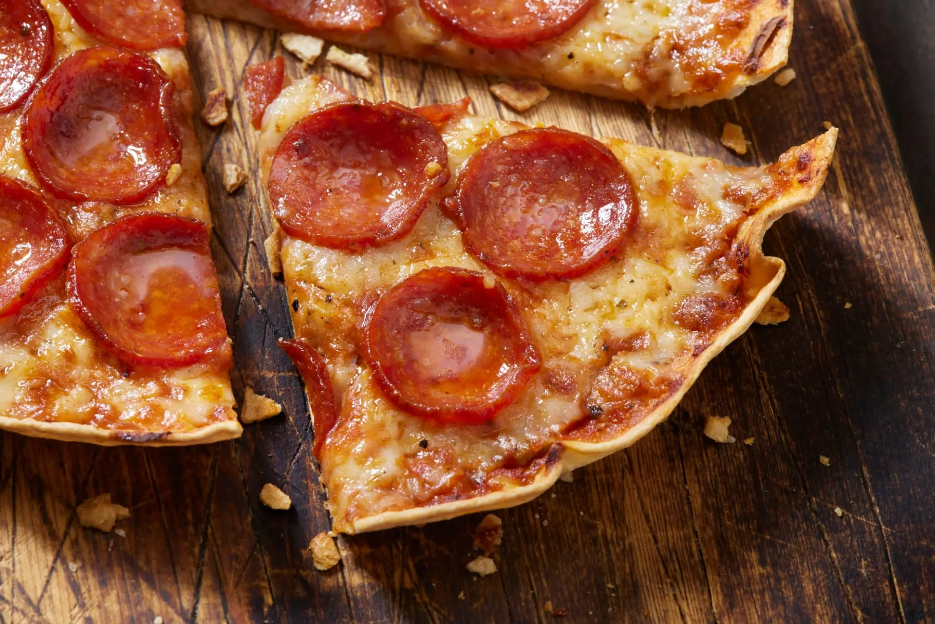 Recette de la pizza tortilla croustillante