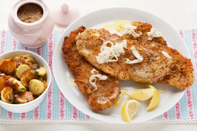 Escalope viennoise accompagnée de raifort