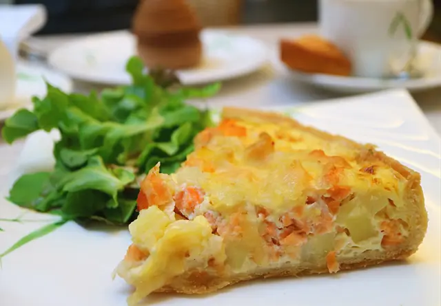 Quiche de saumon à l'oignon