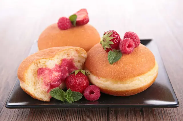 Beignets à la framboise