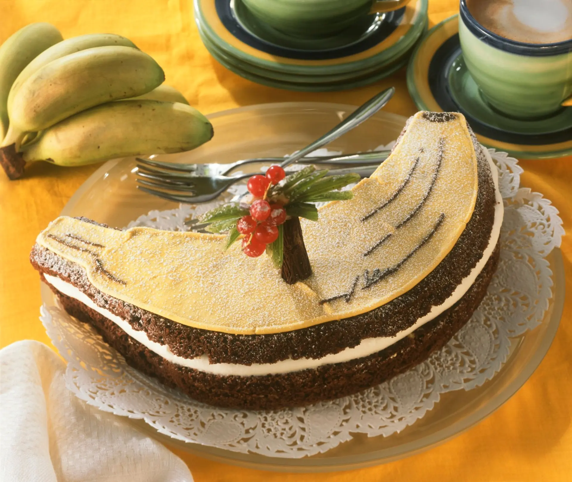 Gâteau banane et chocolat en forme de banane