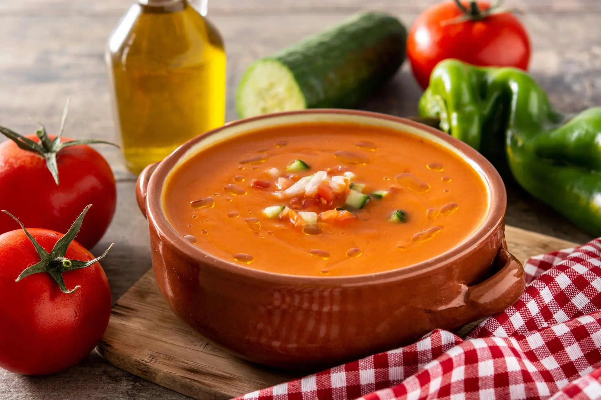 Recette traditionnelle du gaspacho andalou authentique