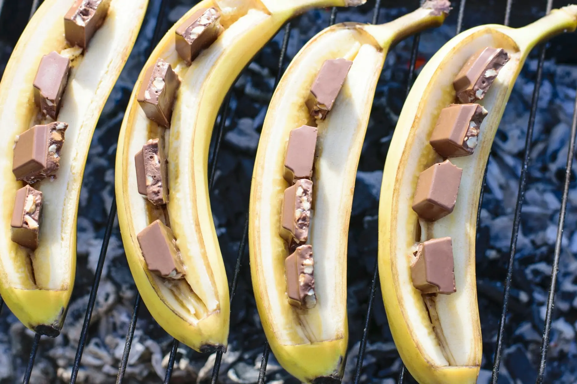 Bananes au chocolat au barbecue