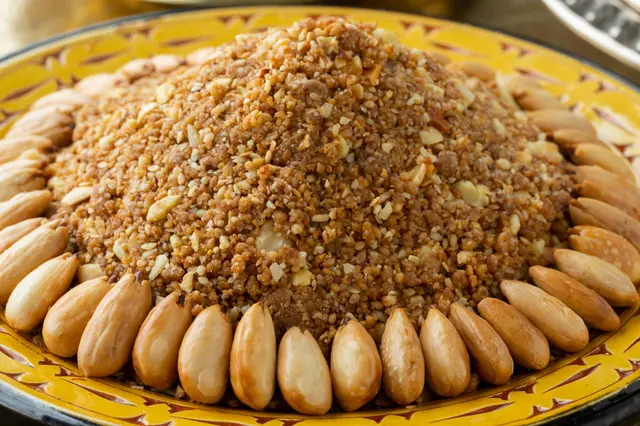 Sellou marocain, ou sfouf