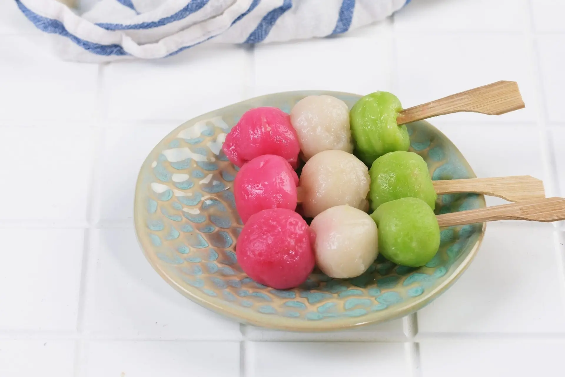 Brochettes de mochis (ou dango)